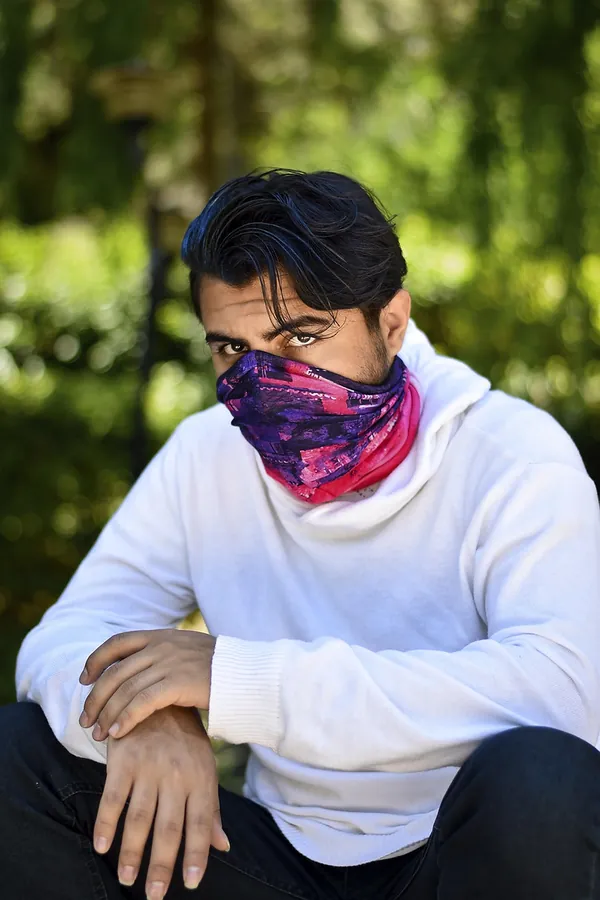 Beyaz Bisiklet Yaka Sweatshirt
